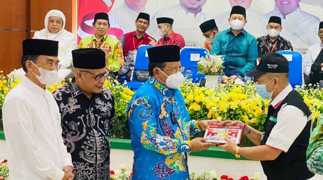 Jemaah Haji Kalteng Terima Tambahan Uang Saku 1 Juta Rupiah