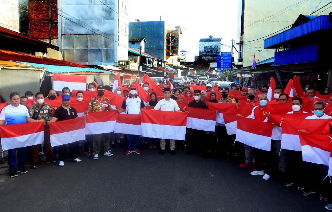 Gerakan 1 Juta Bendera Merah Putih, Kabupaten Seruyan Bagikan 2000 Lembar