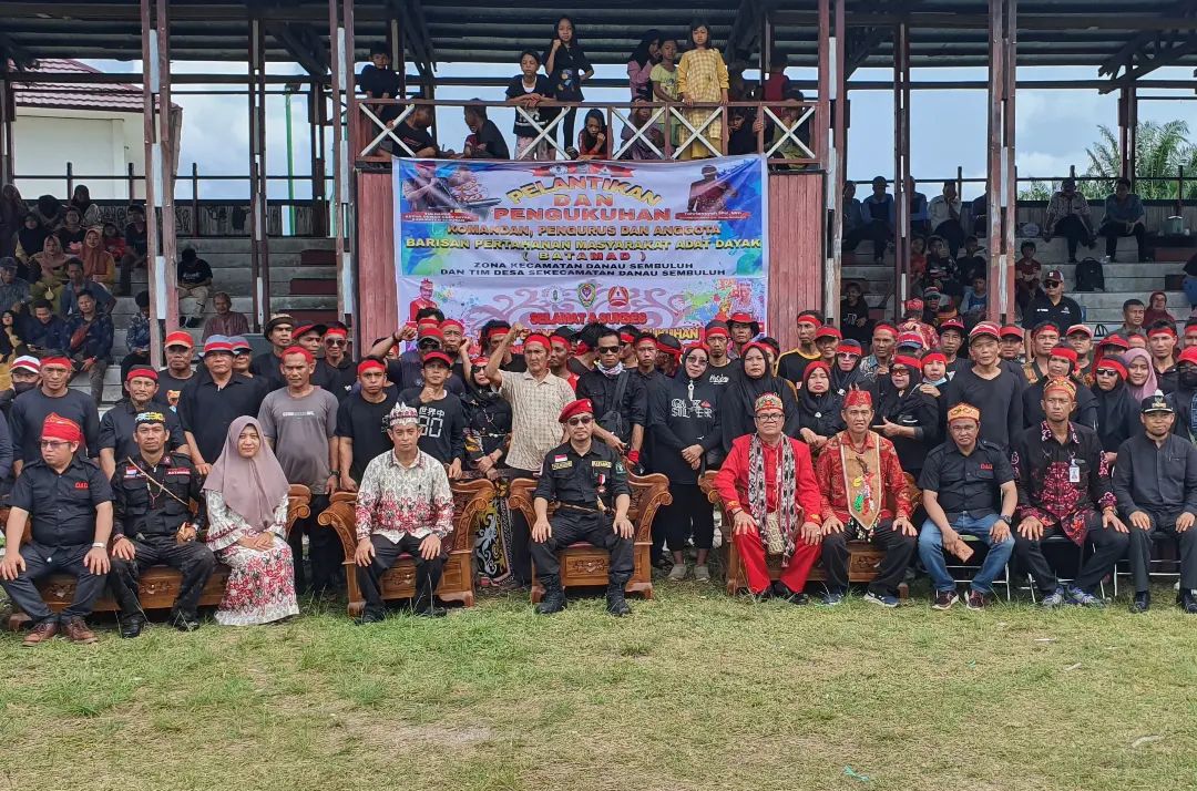 Ketua DAD Seruyan Lantik Pengurus BATAMAD Kecamatan Danau Sembuluh