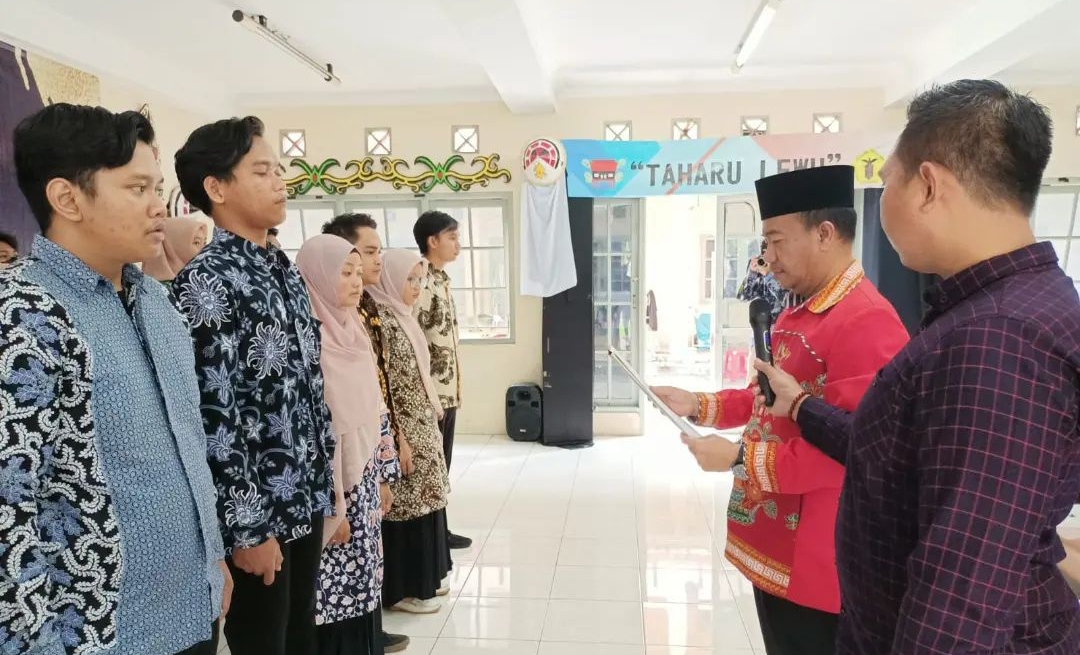 Bupati Yulhaidir Lantik Pengurus PKPM Seruyan Yogyakarta