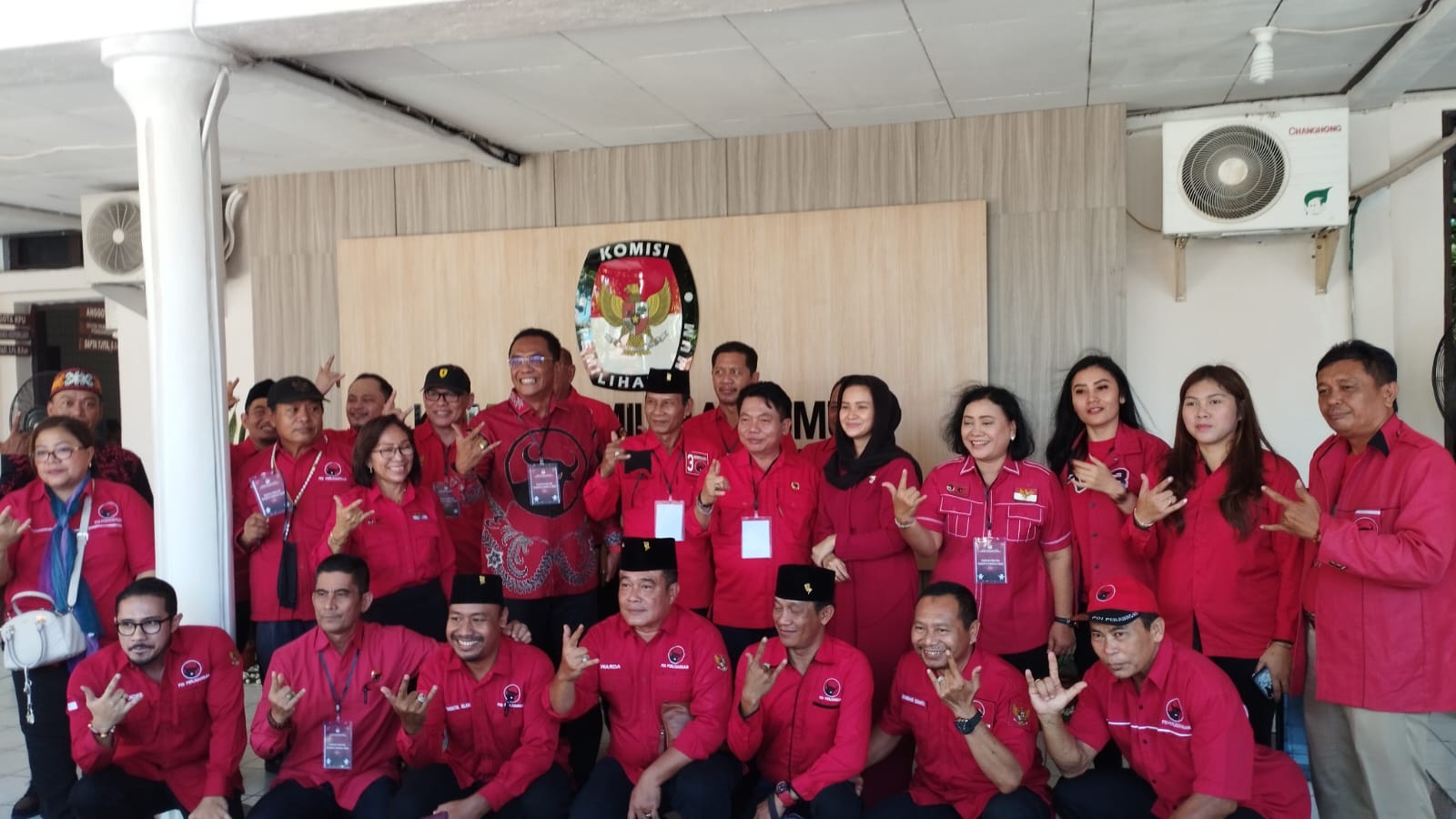 PDIP Kalteng Daftarkan 45 Bacaleg Ke KPU “Optimis Penuhi Target”