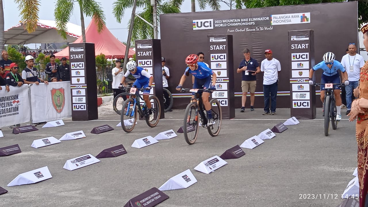 Wagub Edy Pratowo Buka Kejuaraan Dunia Balap Sepeda UCI MTB 2023