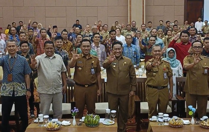 Kadisbun Kalteng Hadiri Penyerahan Penghargaan Zero Accident Tingkat Provinsi