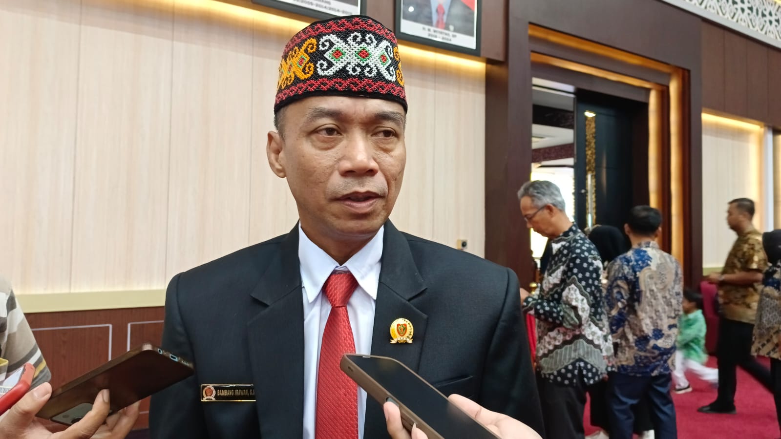 Bambang Irawan Resmi Jadi Anggota DPRD Kalteng: Komitmen Perjuangkan Hak Masyarakat Tetap Utuh