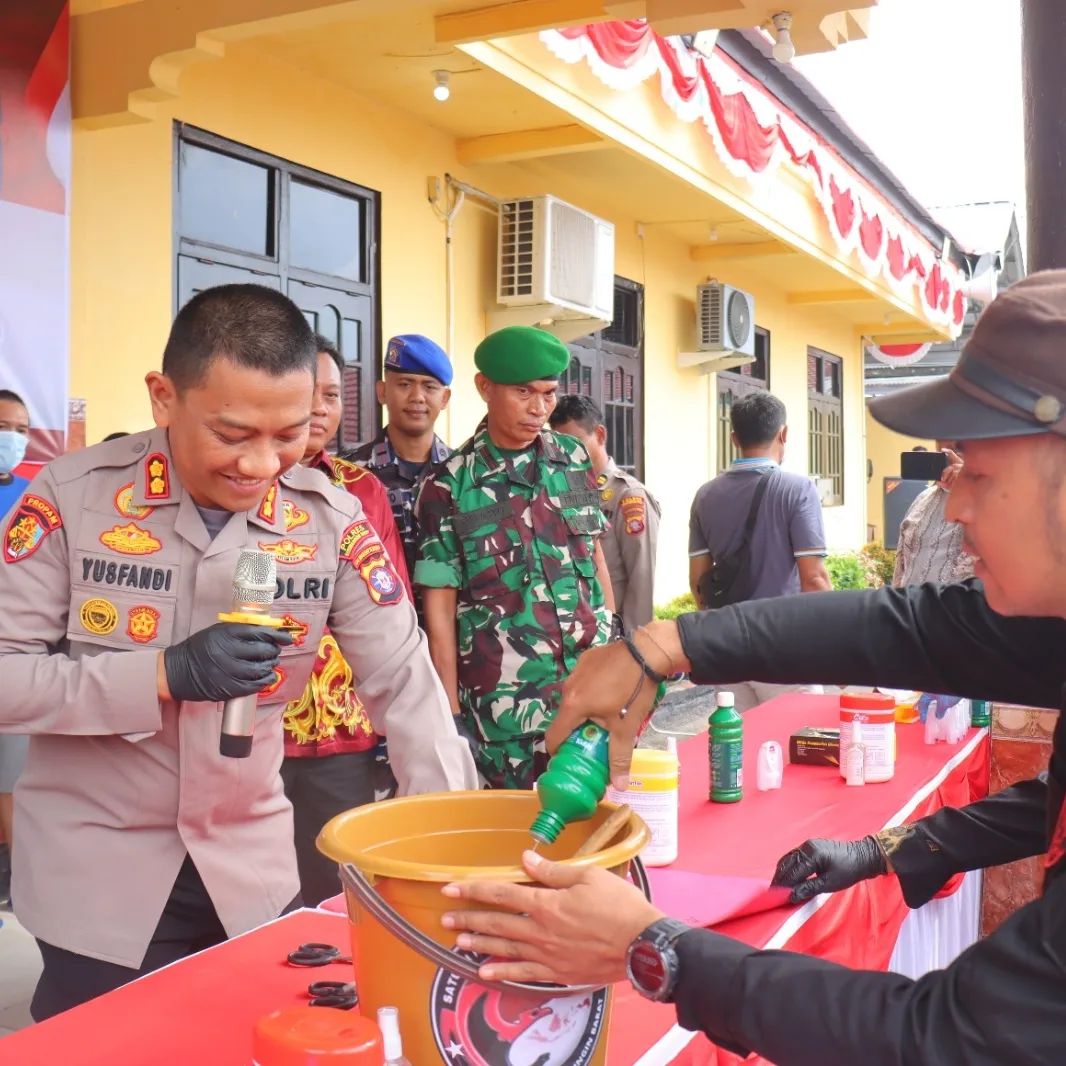 Polres Kobar Hancurkan Ratusan Gram Sabu dan Knalpot Brong