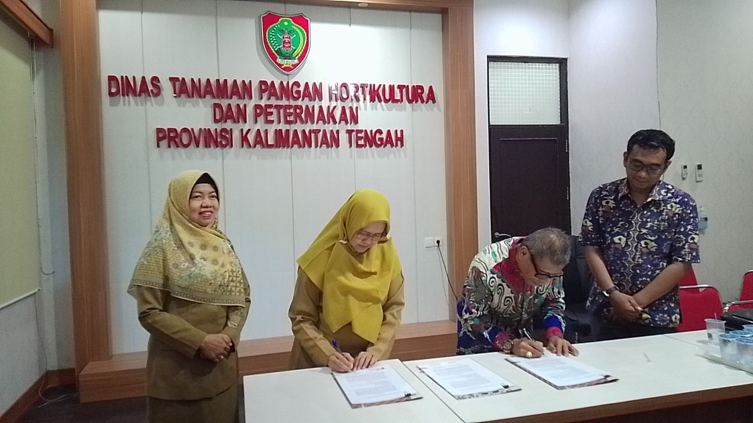 Dinas TPHP dan PT ANH Teken Kontrak Cetak Sawah Pulang Pisau