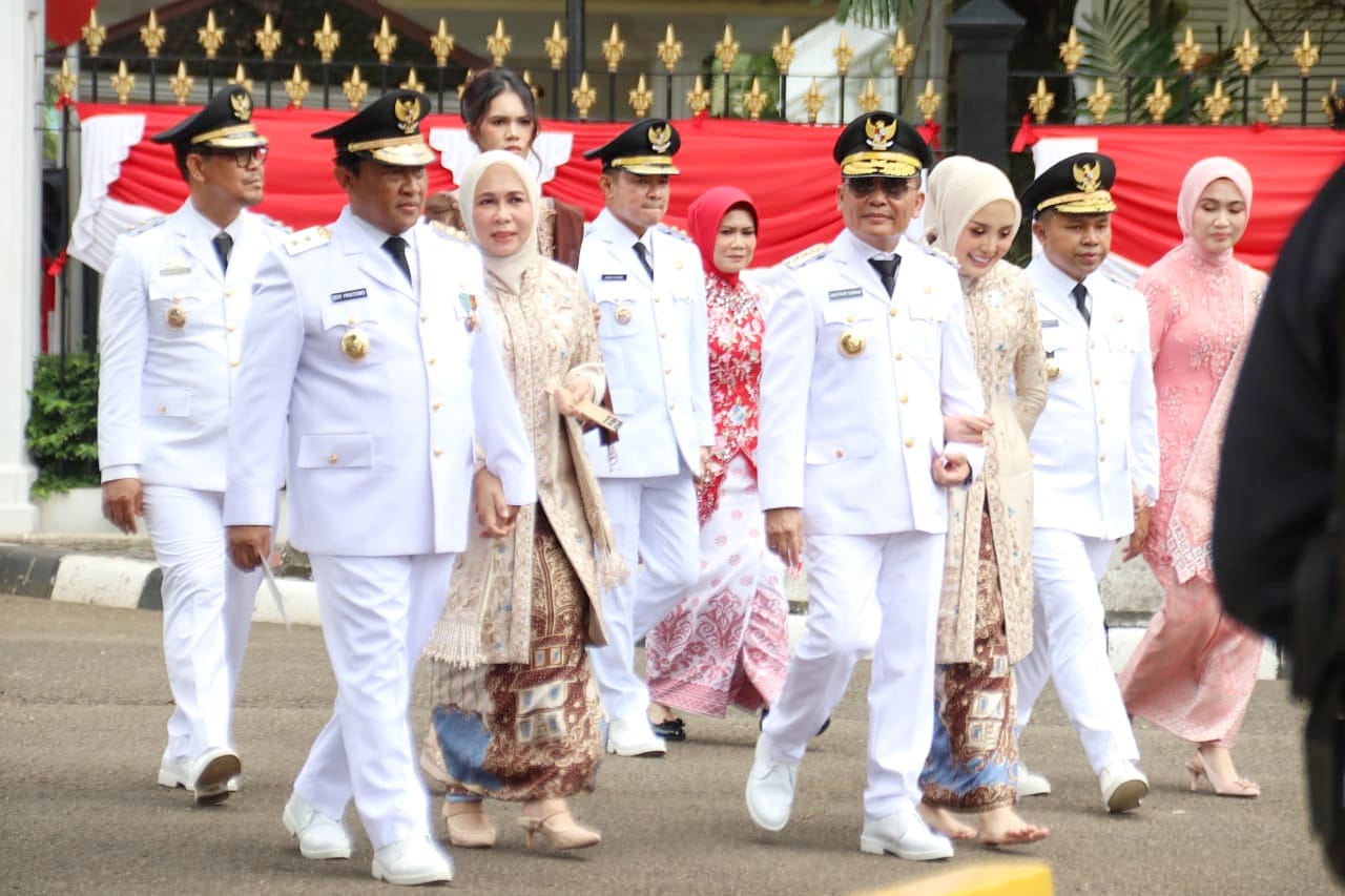 Agustiar Sabran dan Edy Pratowo Resmi Dilantik