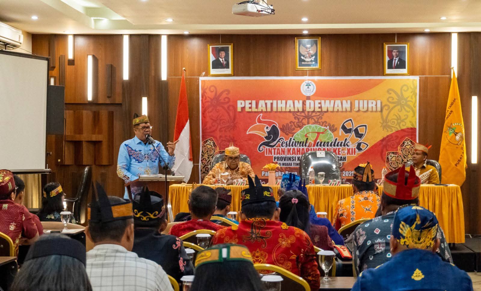 Sahli Darliansyah Buka Pelatihan Juri FTIK XII
