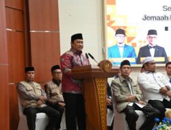 Wagub Kalteng Lepas Jemaah Haji, Bekal Uang Saku Diberikan
