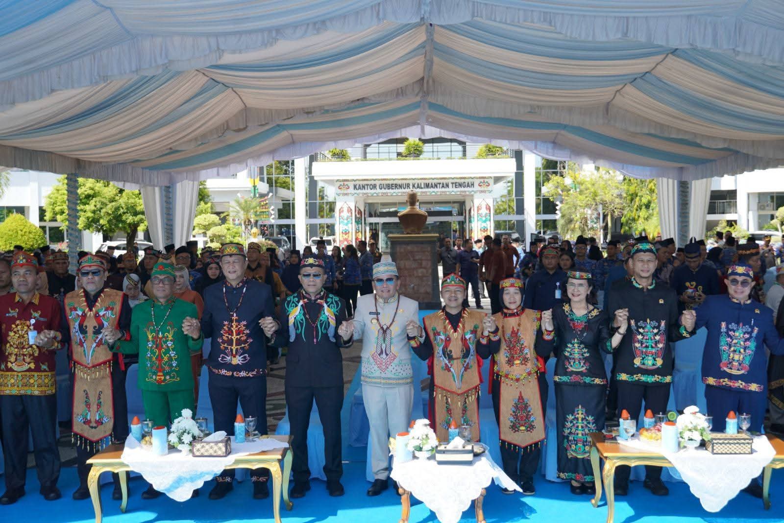 Gubernur Agustiar Hadiri Peringatan Hardiknas 2026: Pendidikan Kunci Masa Depan Kalteng