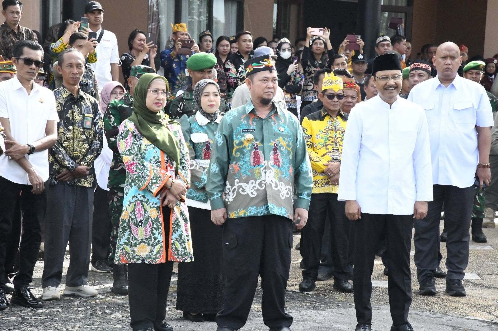 Pemprov Kalteng Dukung Program Sekolah Rakyat, Mensos RI Sosialisasikan DTSEN di Katingan