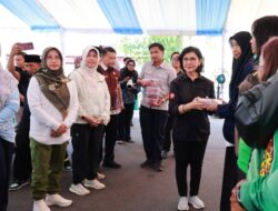 Gubernur Salurkan Daging Kurban untuk Warga, Tekankan Semangat Berbagi