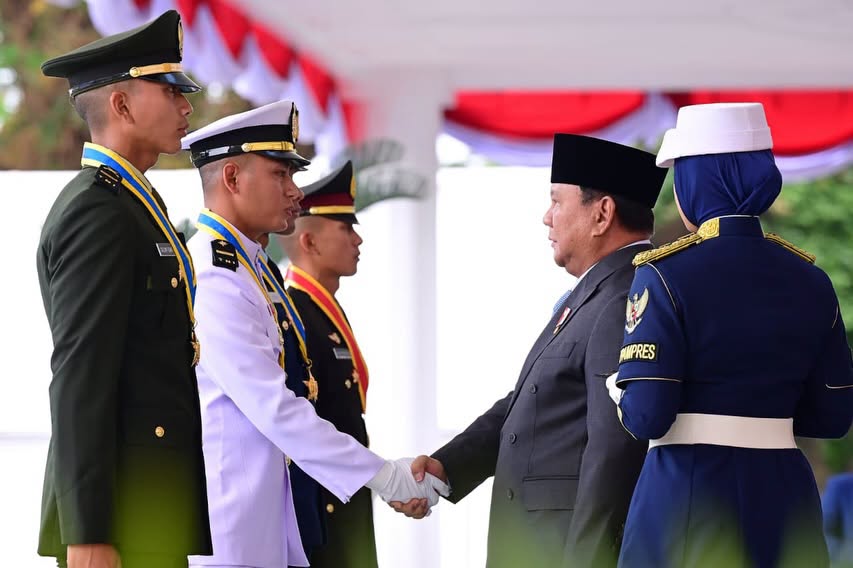 Presiden Prabowo Lantik 1.177 Perwira TNI-Polri, Tekankan Loyalitas kepada Bangsa dan Rakyat