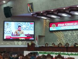 Edy Pratowo Sampaikan Jawaban Gubernur dalam Rapat Paripurna ke-5 DPRD Kalteng